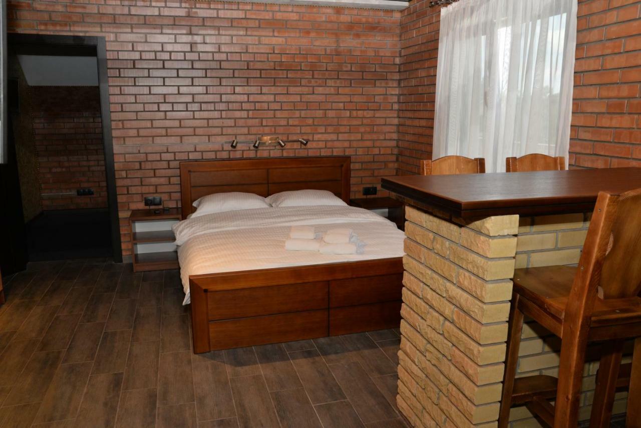Pryvatna Sadyba Tviy Kut Hotel Svityaz' Ngoại thất bức ảnh